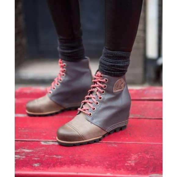 Sorel Shoes - *SALE* Sorel 1964 Premium Lace Up Wedge Boots